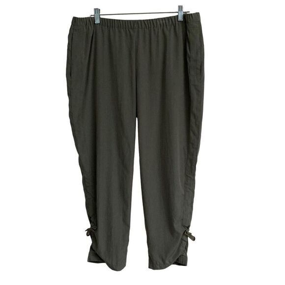 Chico’s soft woven ruched pants capris women’s L fatigue army green pull on NEW - Picture 1 of 8